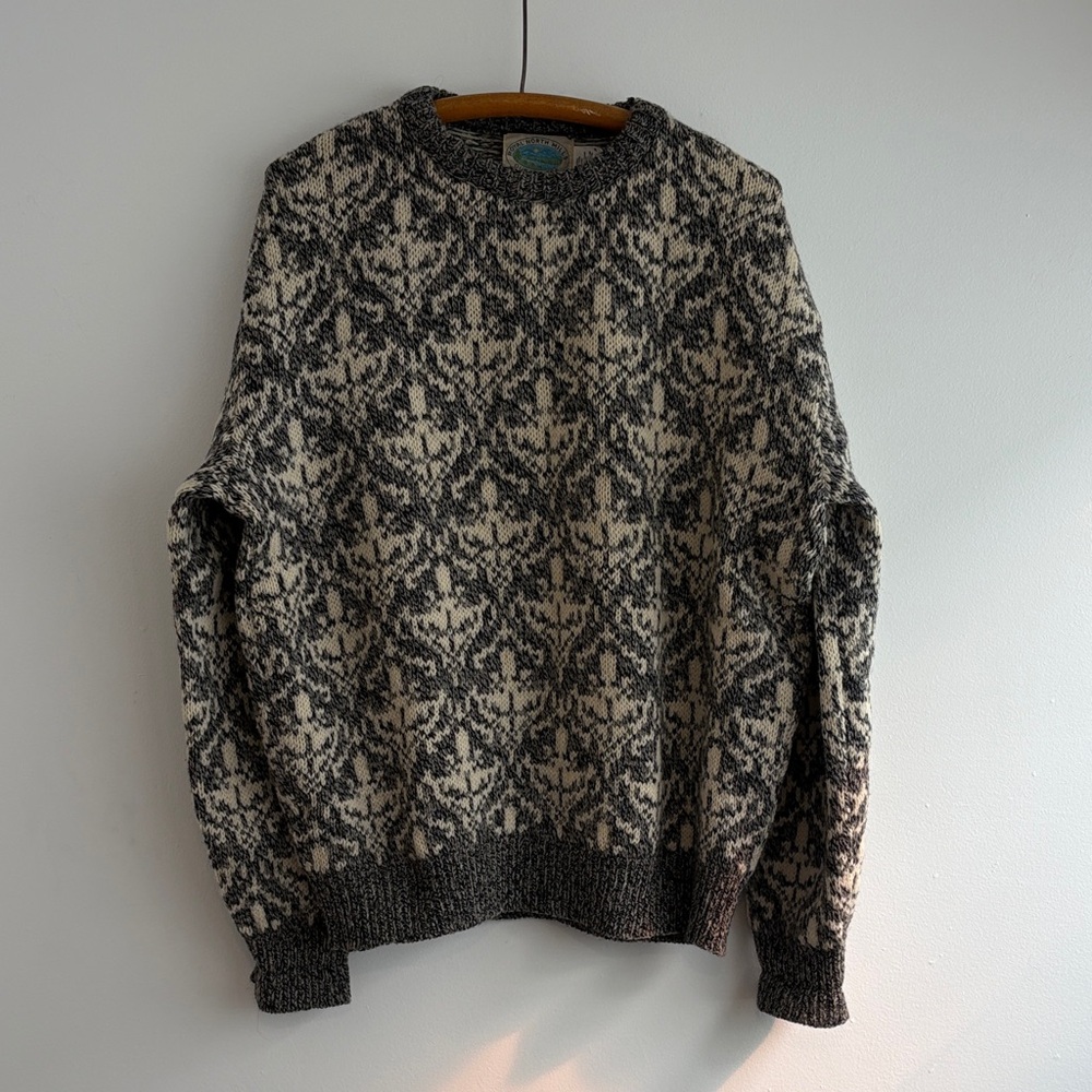 Vintage 80s-90s grey & cream patterned wool sweater Royal North Mills Outfitters